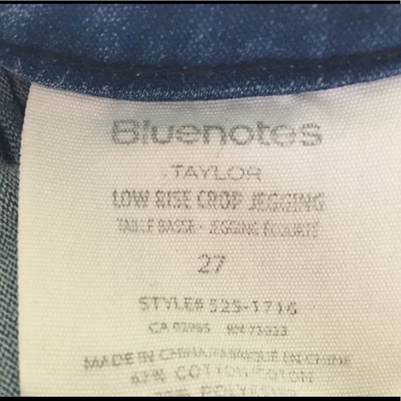 Bluenotes Light-wash Capris, Size 27 - Picture 5 of 5